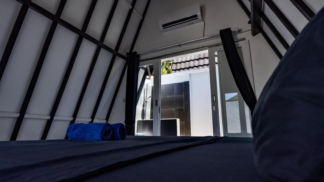 Sanctum Dive Bungalows With Private Pool Quần đảo Gili Ngoại thất bức ảnh